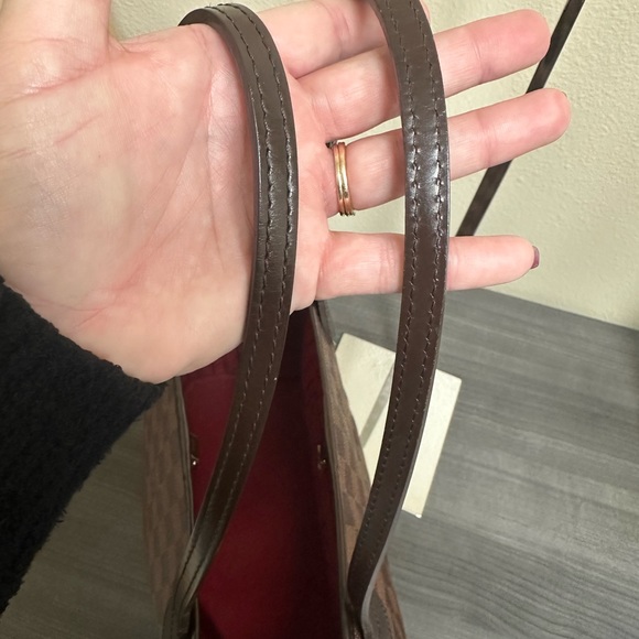 Authentic Louis Vuitton Neverfull MM - Picture 10 of 13